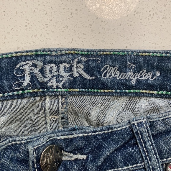 Rock 47 by Wrangler - Picture 11 of 15